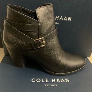 Leather ankle boots, brand new, size 10.5